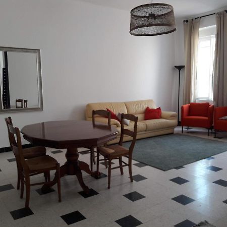 T4- Terrasse 50M², Garage, Centre-Ville Narbonne Exteriör bild